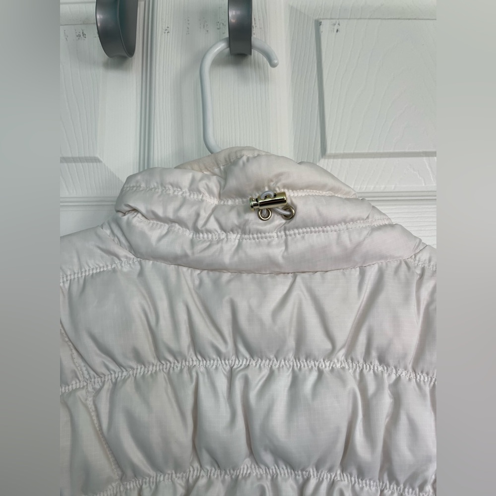 White Michael Kors puffer vest - Picture 5 of 10